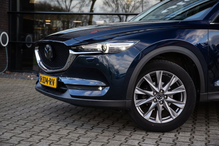 Vehicle Image 7