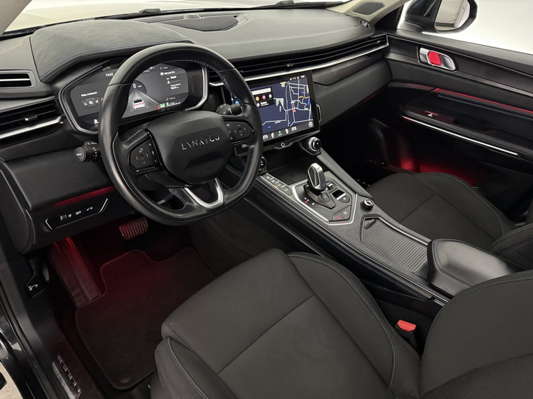 Vehicle Image 35