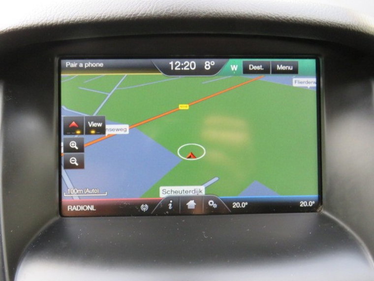 Vehicle Image 12
