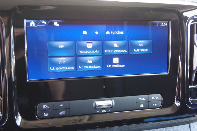 Vehicle Image 19