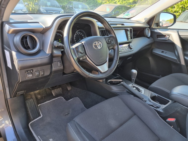 Vehicle Image 21