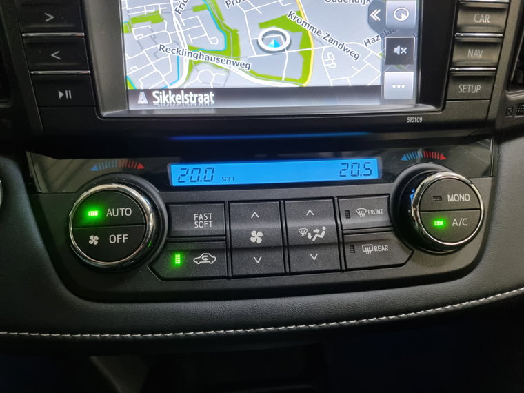 Vehicle Image 40