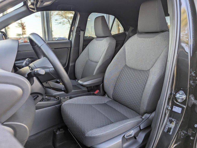 Vehicle Image 16