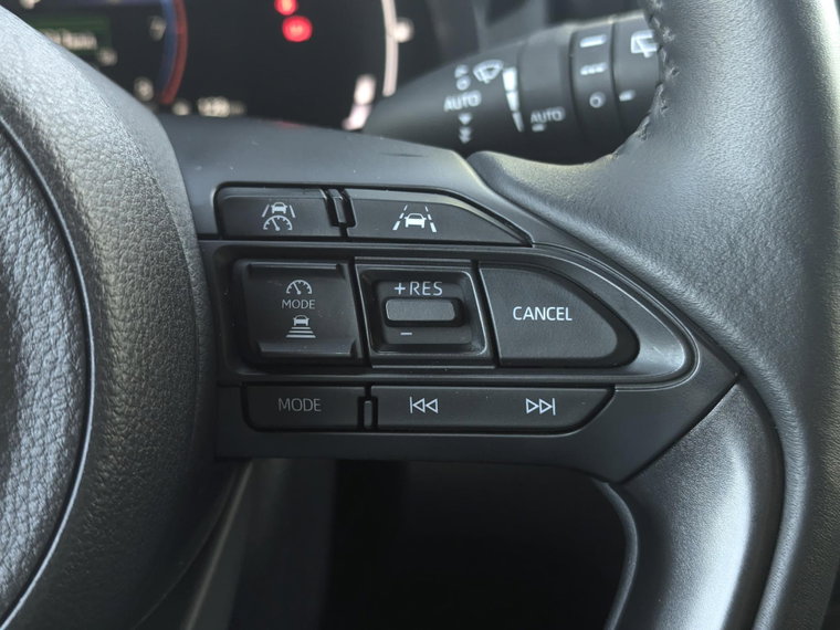 Vehicle Image 24