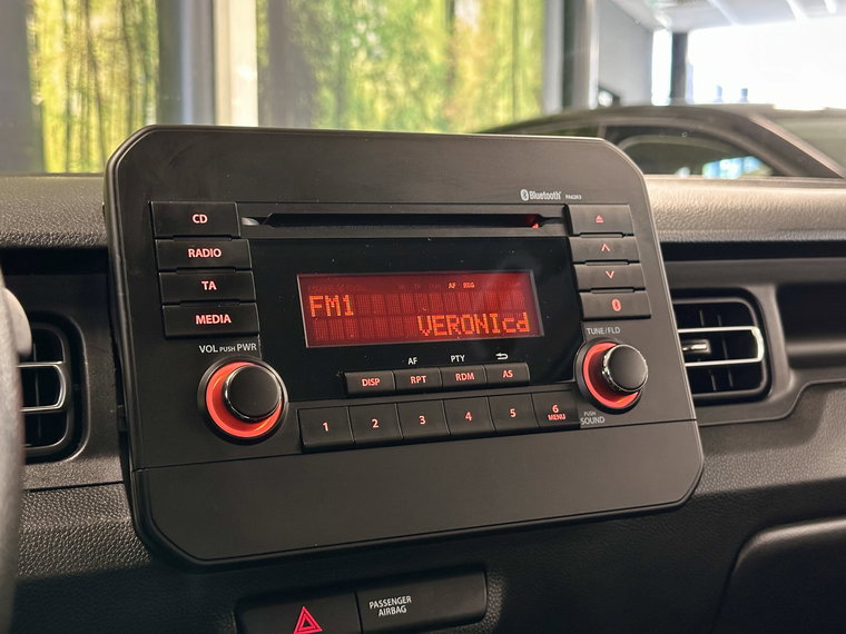 Vehicle Image 19