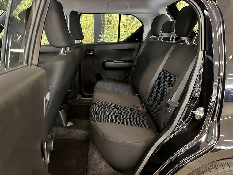 Vehicle Image 22