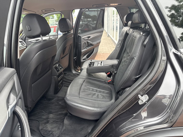 Vehicle Image 47