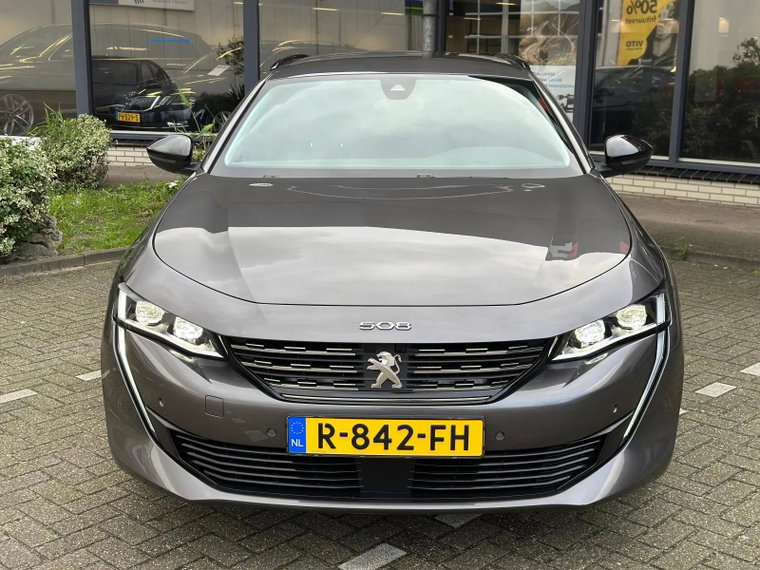 Vehicle Image 35
