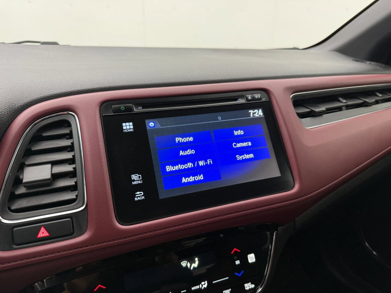 Vehicle Image 23