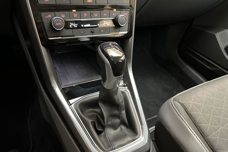 Vehicle Image 29