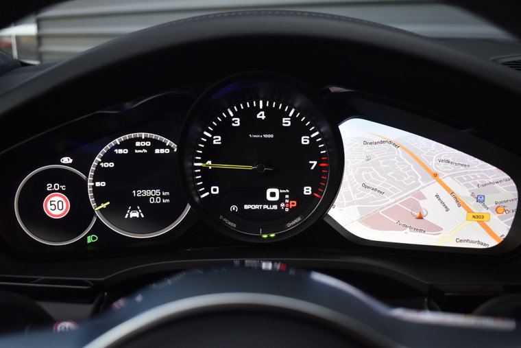 Vehicle Image 21