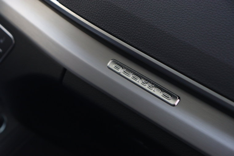 Vehicle Image 38