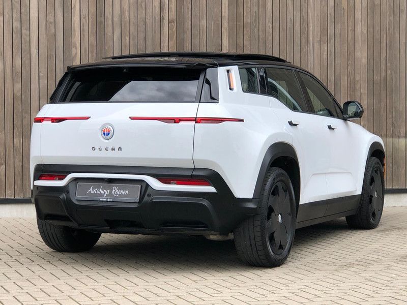 Vehicle Image 38