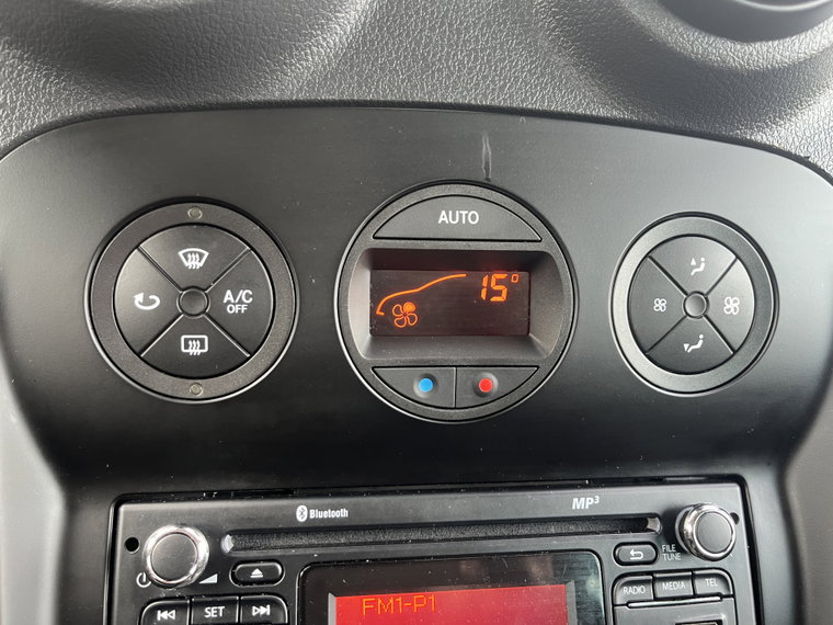 Vehicle Image 23