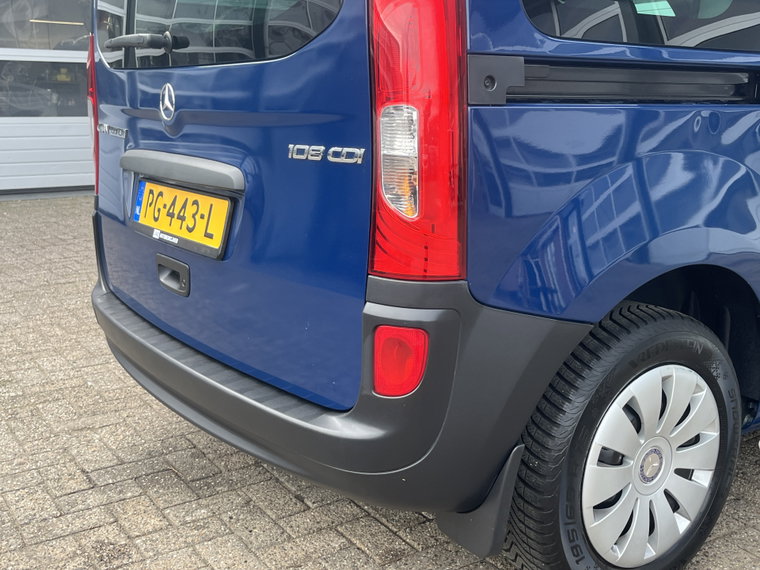 Vehicle Image 26