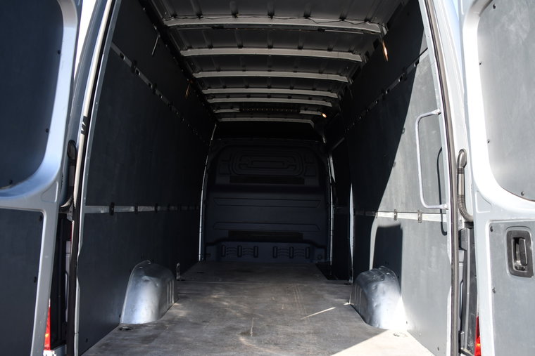 Vehicle Image 36