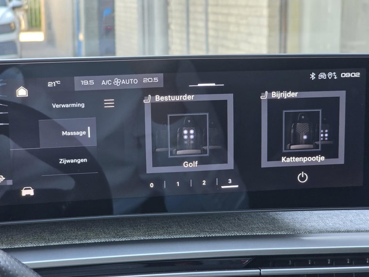 Vehicle Image 39