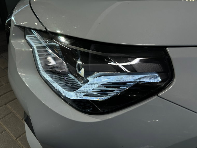 Vehicle Image 37