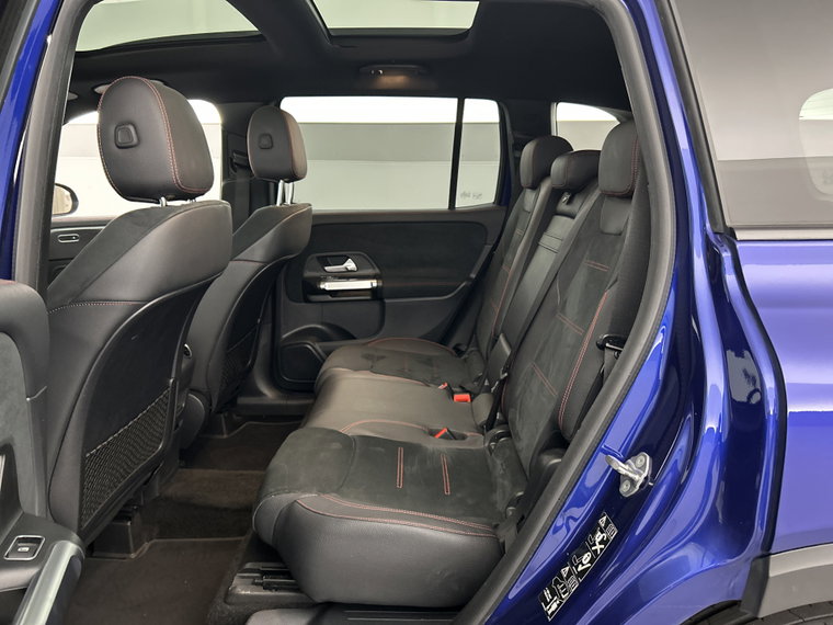 Vehicle Image 28