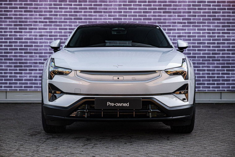 Vehicle Image 9