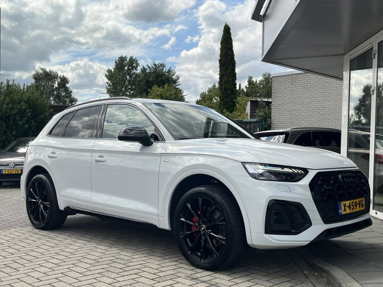 Vehicle Image 7