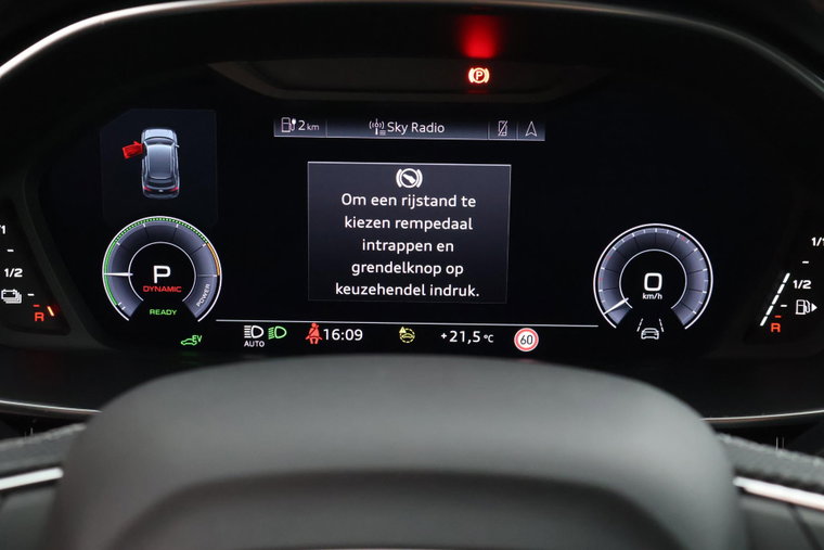 Vehicle Image 38