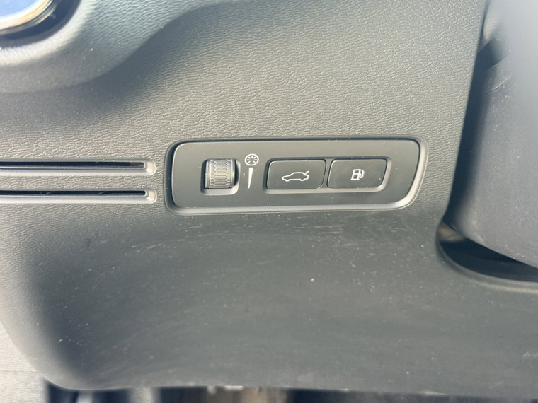 Vehicle Image 26