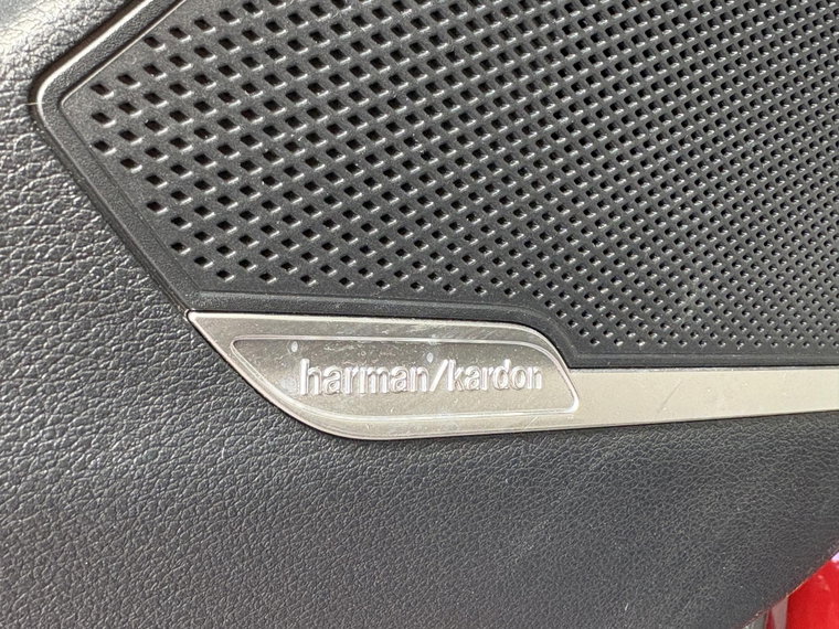 Vehicle Image 33