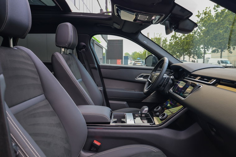 Vehicle Image 19