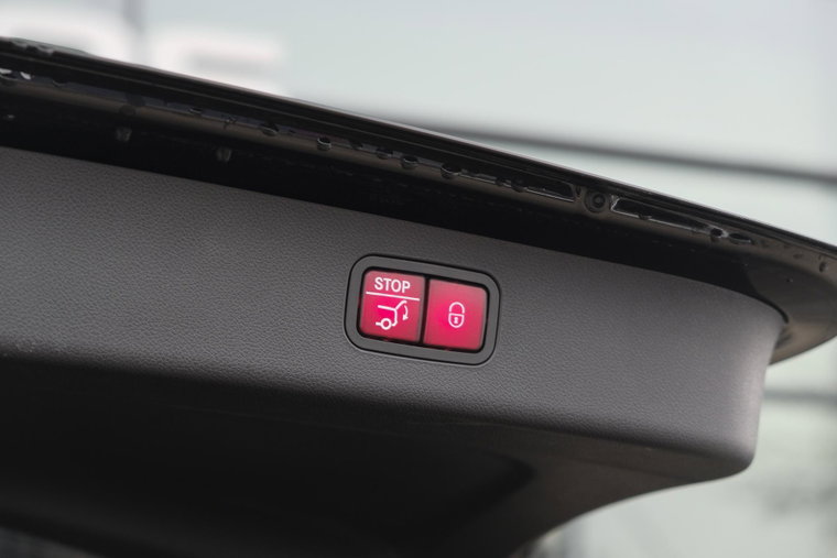 Vehicle Image 38