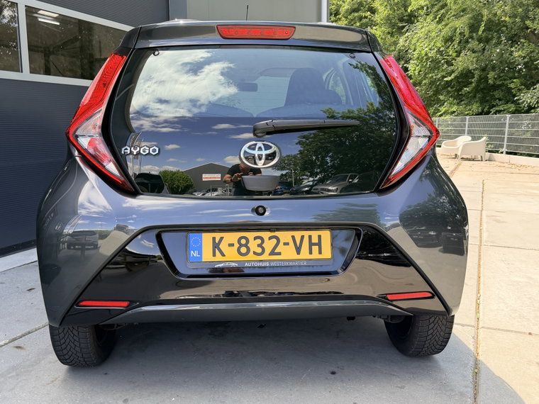 Vehicle Image 34