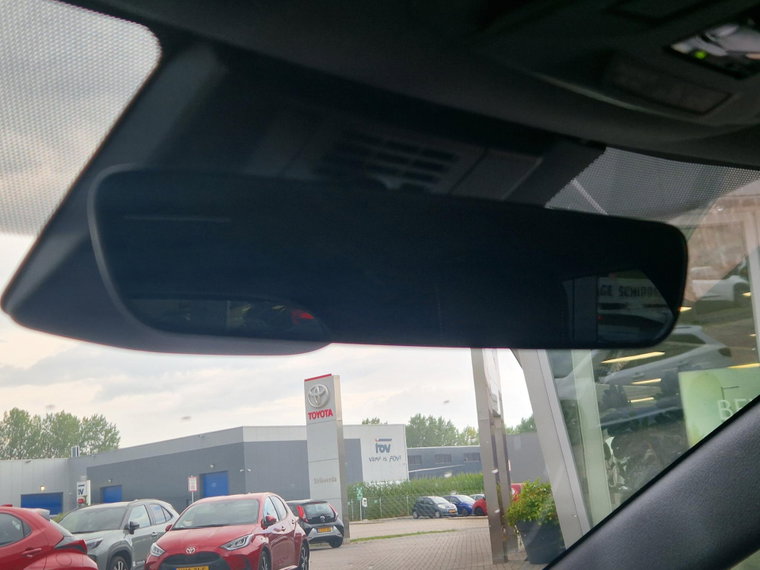 Vehicle Image 27