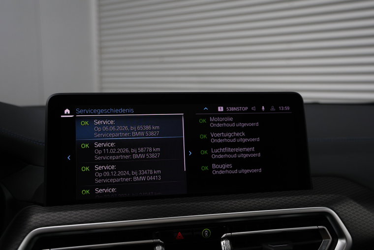 Vehicle Image 48