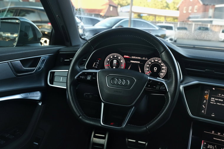 Vehicle Image 19