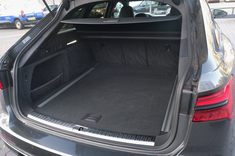 Vehicle Image 36