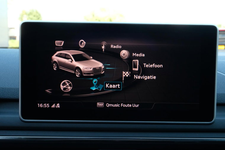 Vehicle Image 23