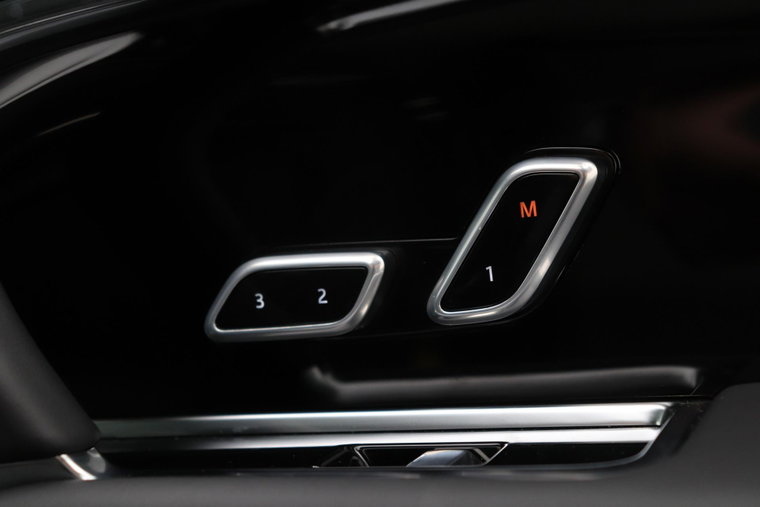 Vehicle Image 50