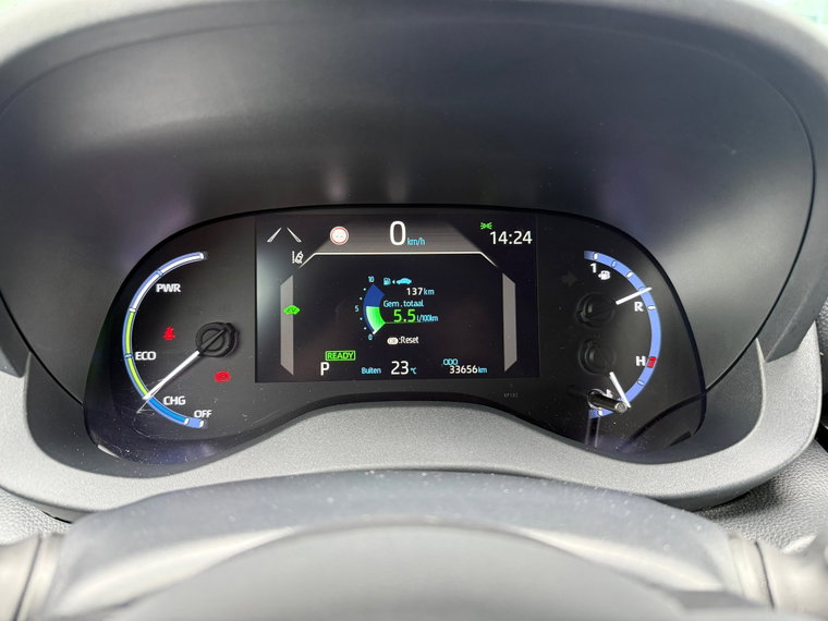 Vehicle Image 16