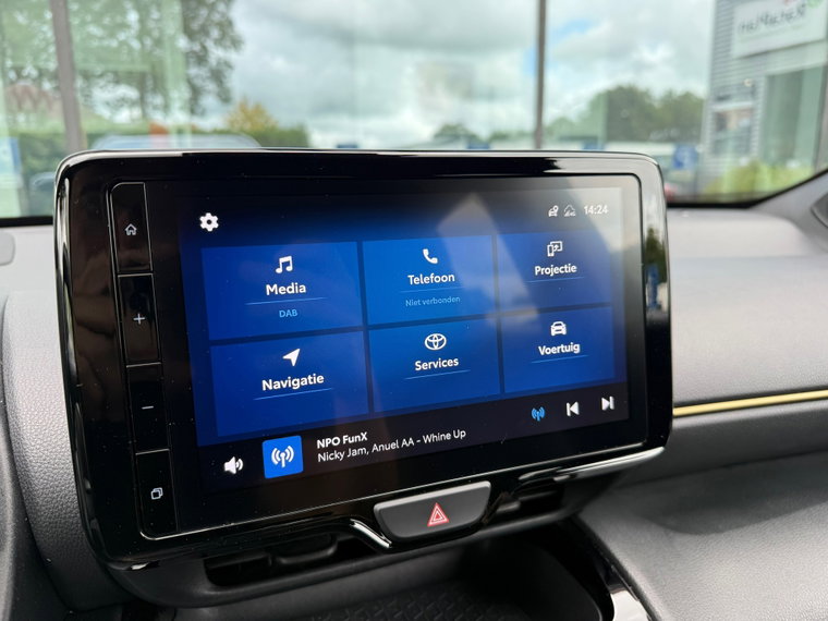 Vehicle Image 20
