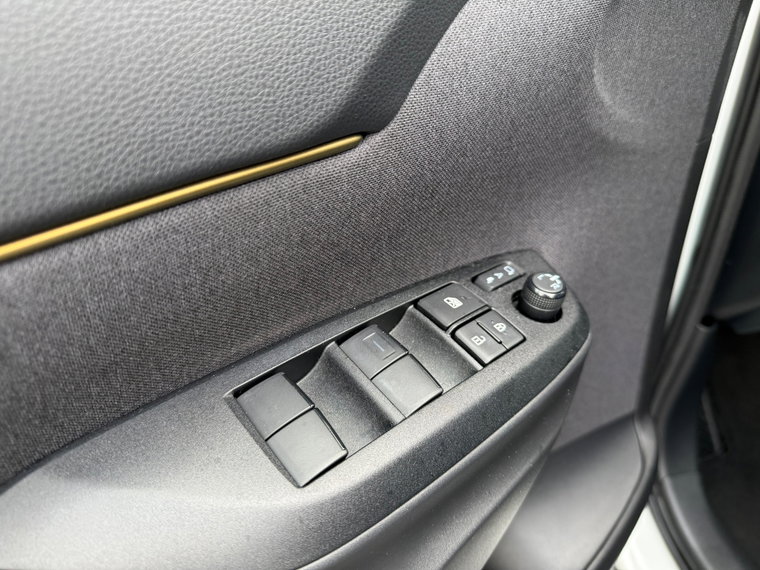Vehicle Image 36