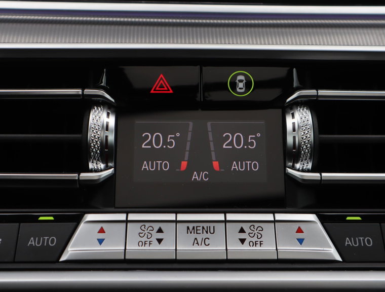 Vehicle Image 23