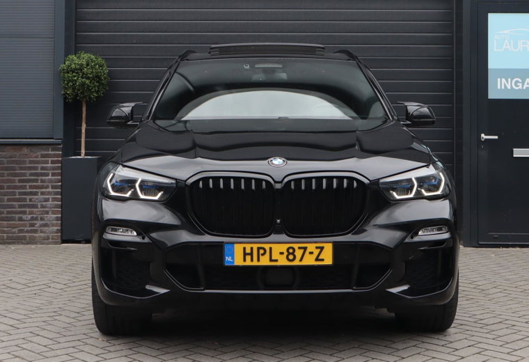 Vehicle Image 48
