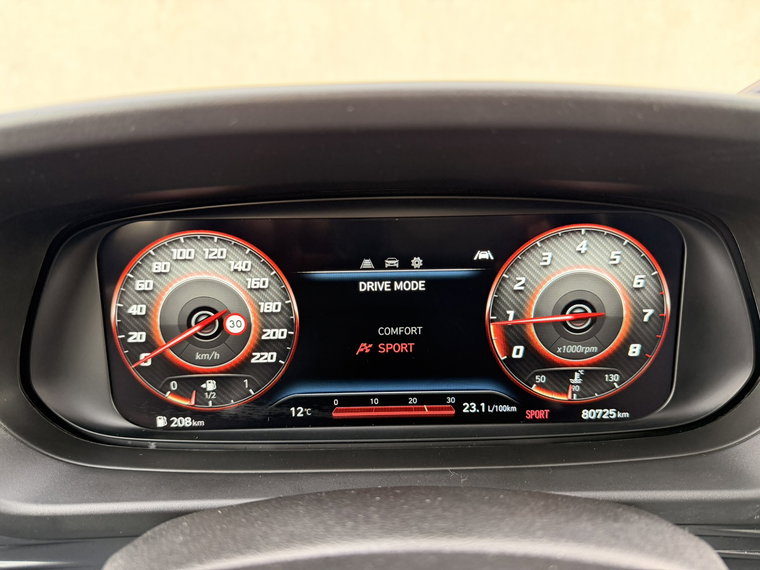 Vehicle Image 19