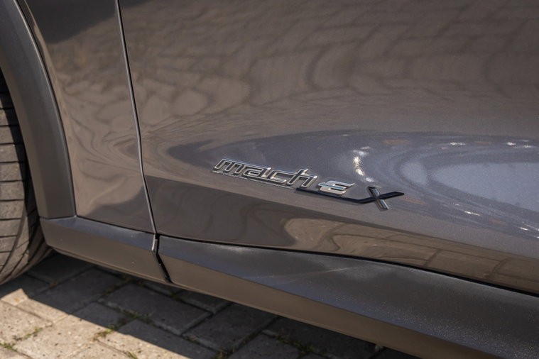 Vehicle Image 37