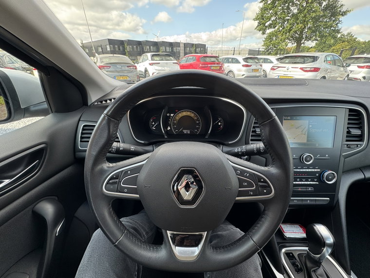 Vehicle Image 17