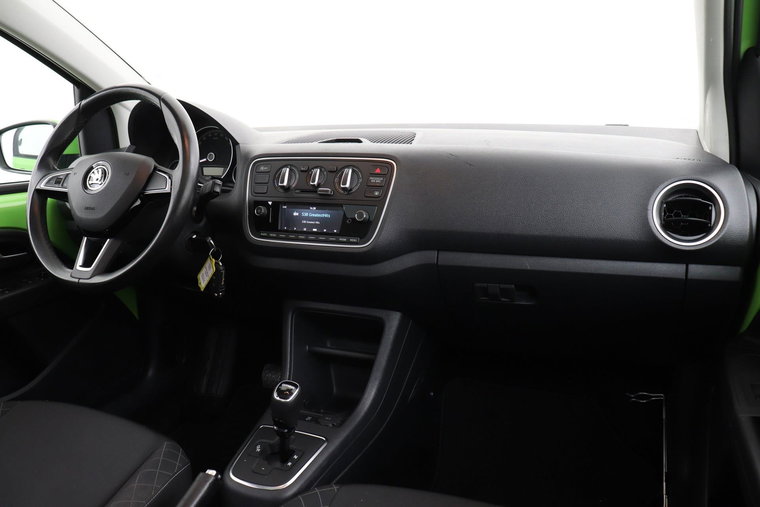 Vehicle Image 17