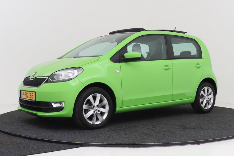 Vehicle Image 6