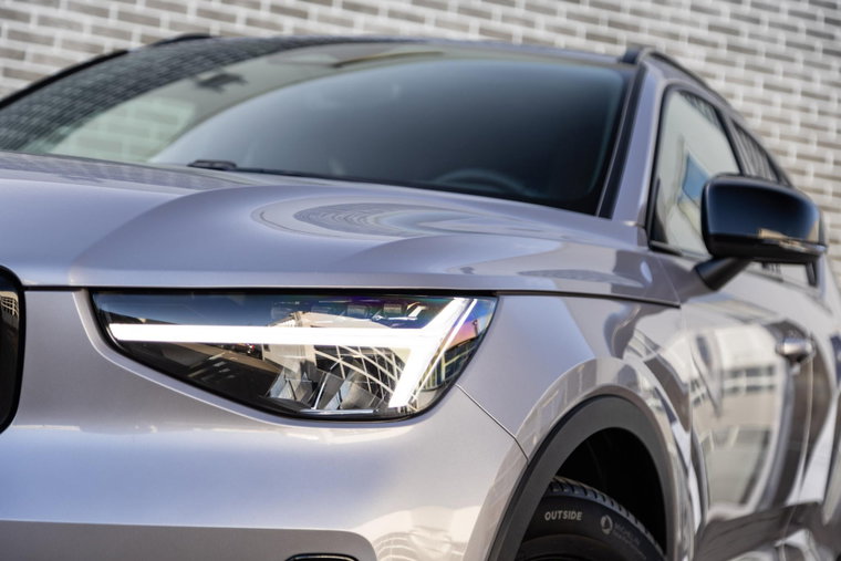 Vehicle Image 10