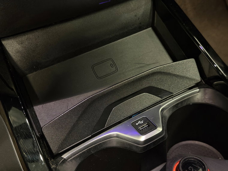 Vehicle Image 37