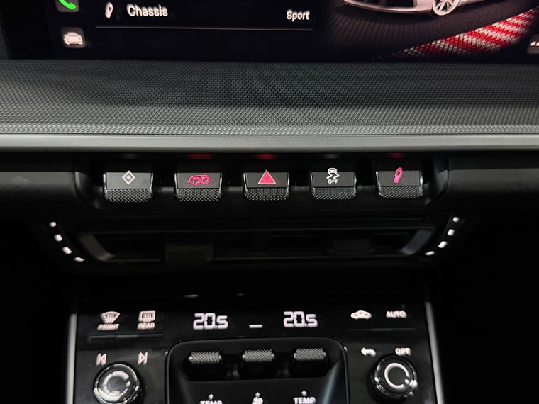 Vehicle Image 34